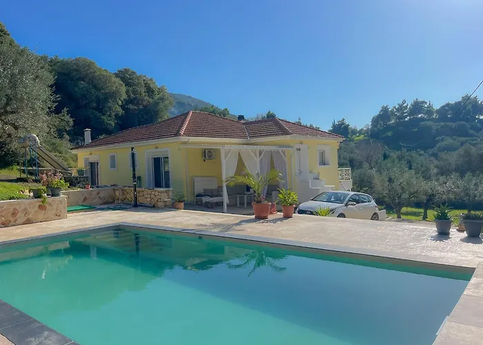 Villa M&m Met Eigen Zwembad Kalamaki (Zakynthos)